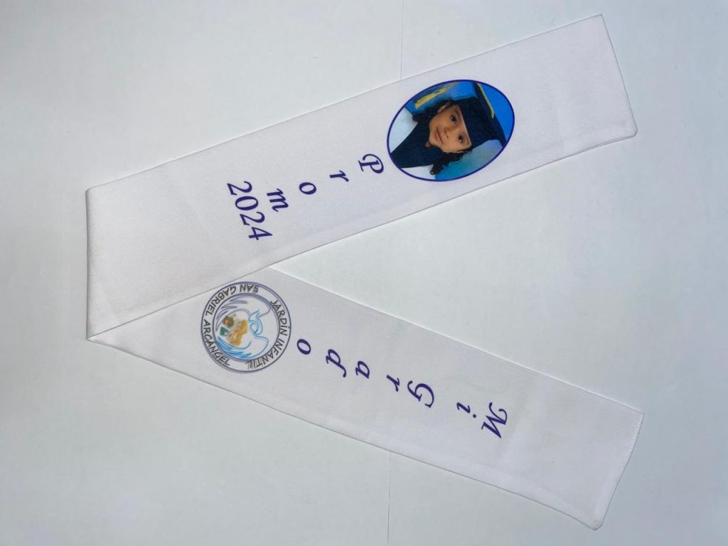 Estola cruzada sublimada