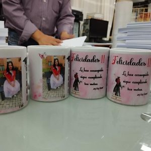 mugs-de-celebracion-de-grado